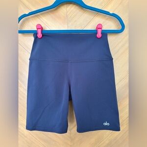 ALO Yoga Women's Dark Blue Bike Shorts
